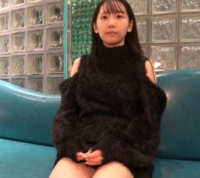 MVSD-518-C 教え子は小悪魔手コキスト 反応を見ながら嬉しそうに所かまわずシゴいてくるインテリ手マ〇コ優等生